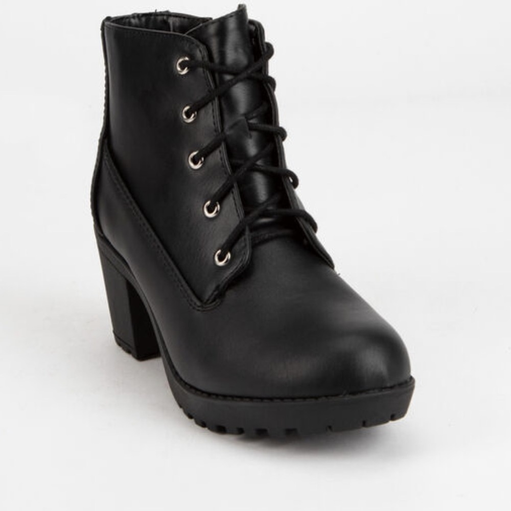 Black Lace Up Heeled Boot